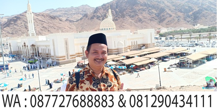 panorama masjid uhud madinah dari atas bukit, city tour madinah safar