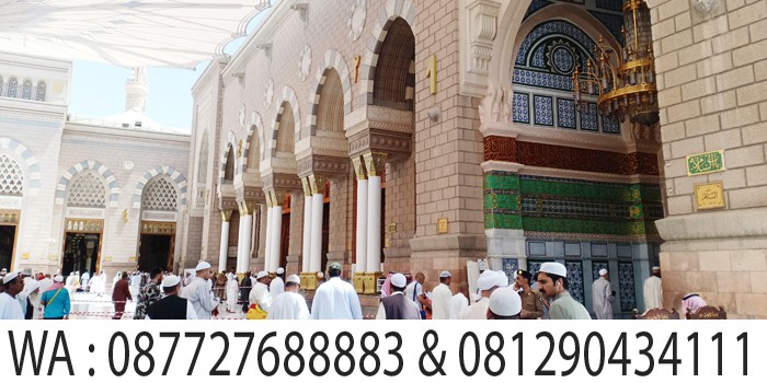 sholat duhur di masjid nabawi madinah