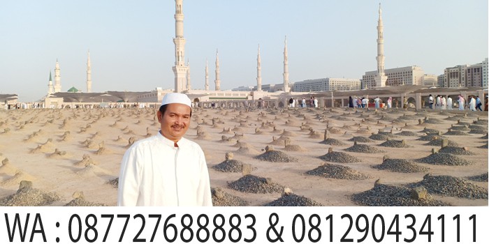 akhmad fauzi di makam baqi madinah